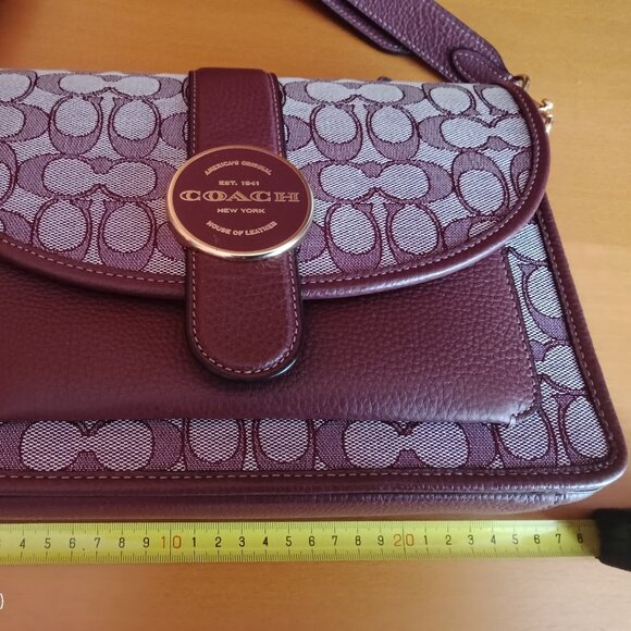 Coach Loonie Crossbody in Signature Jacquard - Picture 3 of 12